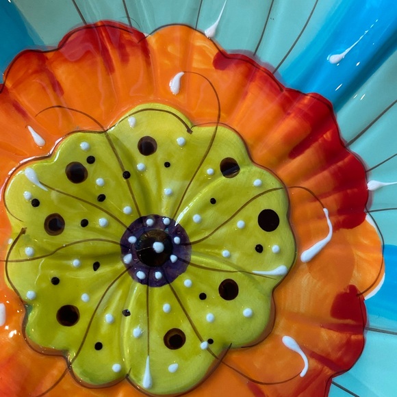 Laurie Gates Lrg Kelley Floral Figural Bowl🩵 - Picture 5 of 5